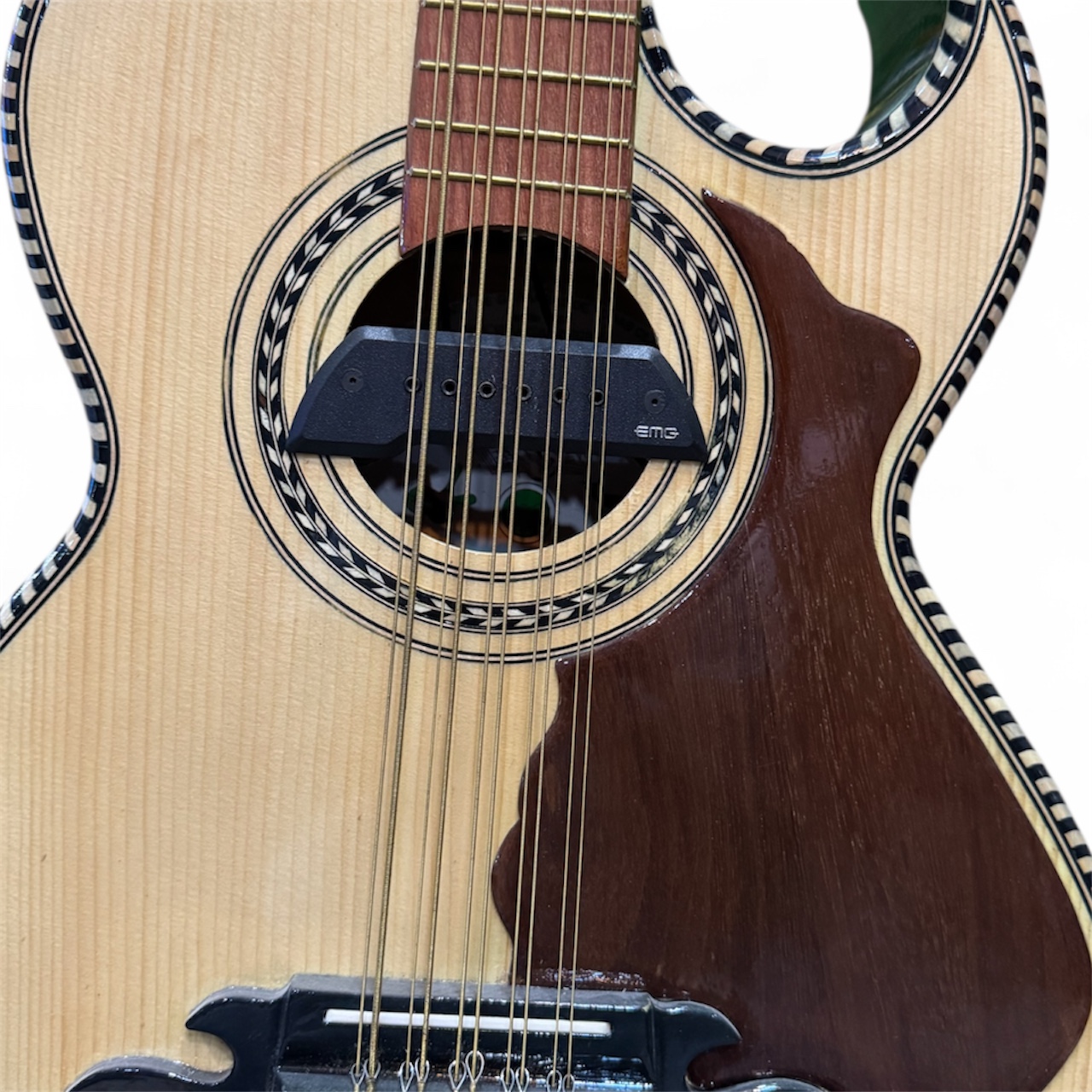 Bajo Quinto Electroacústico – Pastilla EMG - Image 5